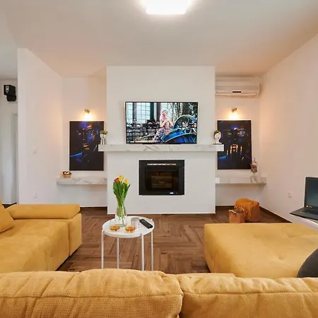 New 4* Zoa In Apartment Trogir